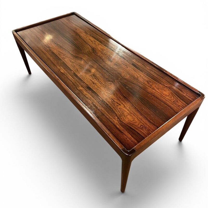 F 004 RP rosewood coffee with reversible rosewood/white Formica top, 1960’s