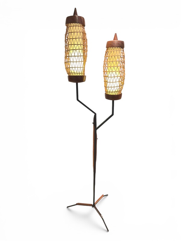 L 680 OB Wood and rattan floor lamp, 1950’s
