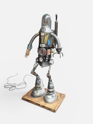 M 566 AG Large robot by Miguel Fernandez with authenticiy certicficat