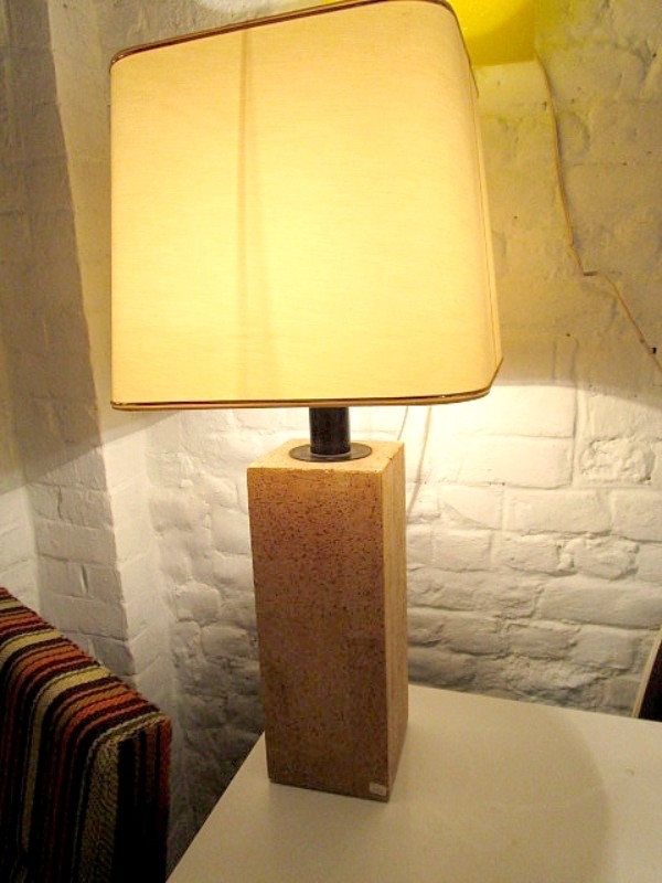 L 679 JC Importa,te lampe à poser Liège 1970