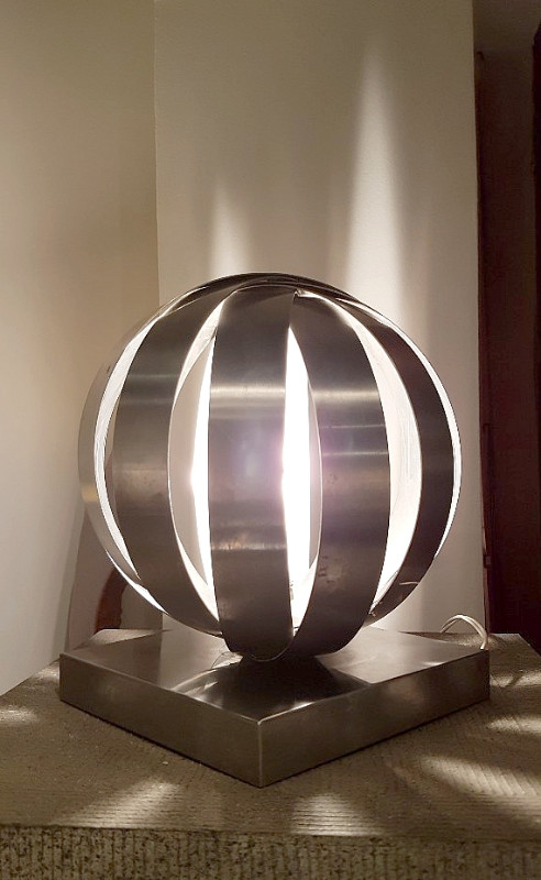 L 744 FD Lampe à poser acier brossé Maison Mathieu