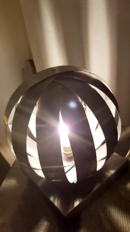 L 744 FD Lampe à poser acier brossé Maison Mathieu