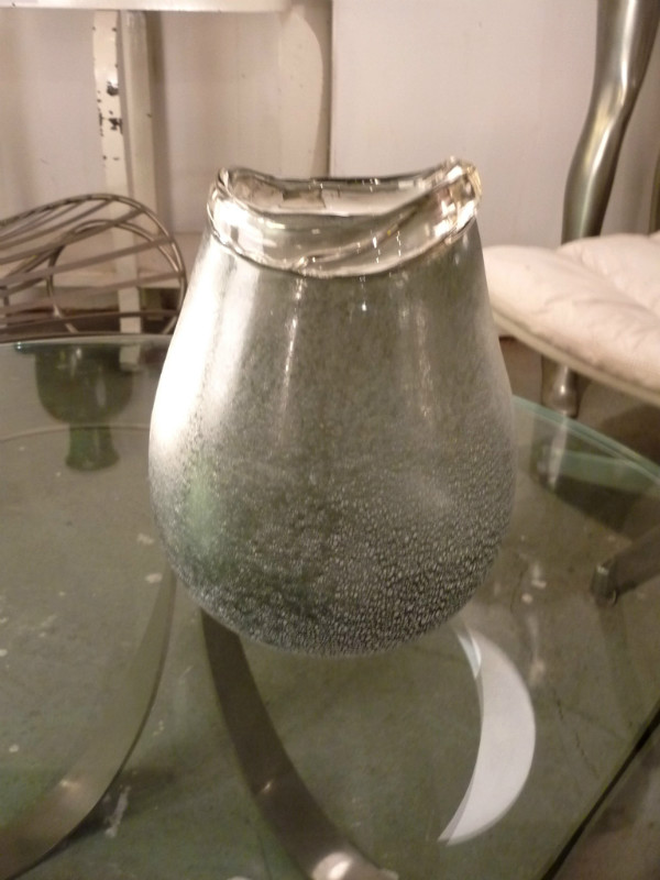 M 948 JC Vase Murano Corroso attrib. Seguso
