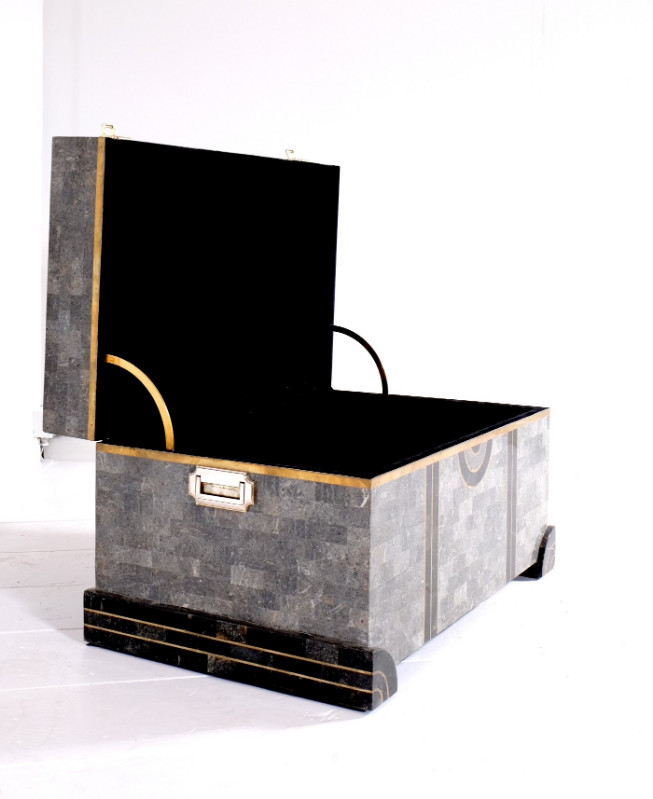F 012 AV Chest-bar marble marquetterie on wood USA 1980