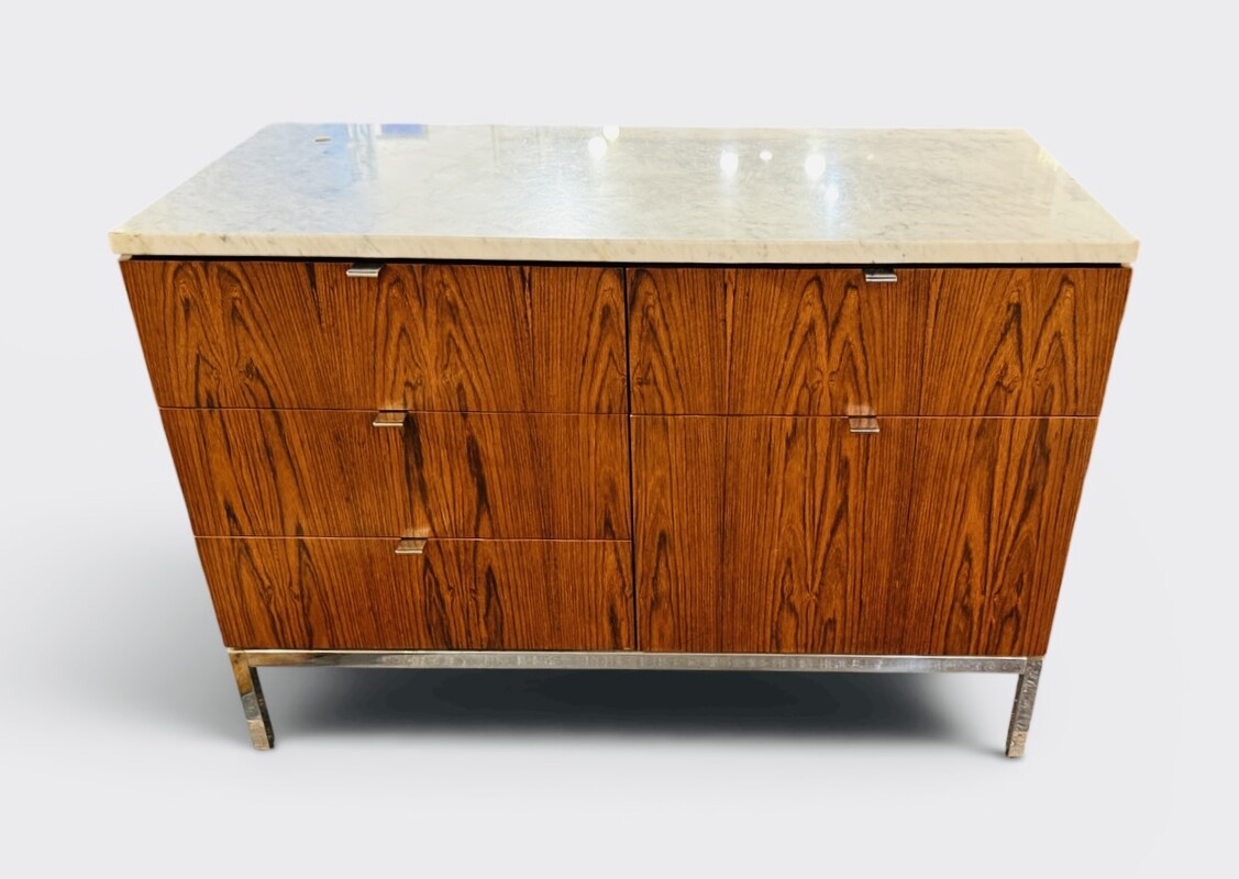 F 016 AG Florence Knoll rosewood cabinet for Knoll 1960 excellent condition 