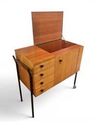 F 023 RP mid century teak bar, 1950’s