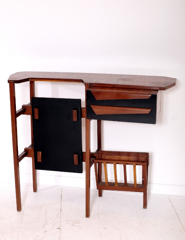 F 030 Apo Graphic mahogany console, Italy 1970