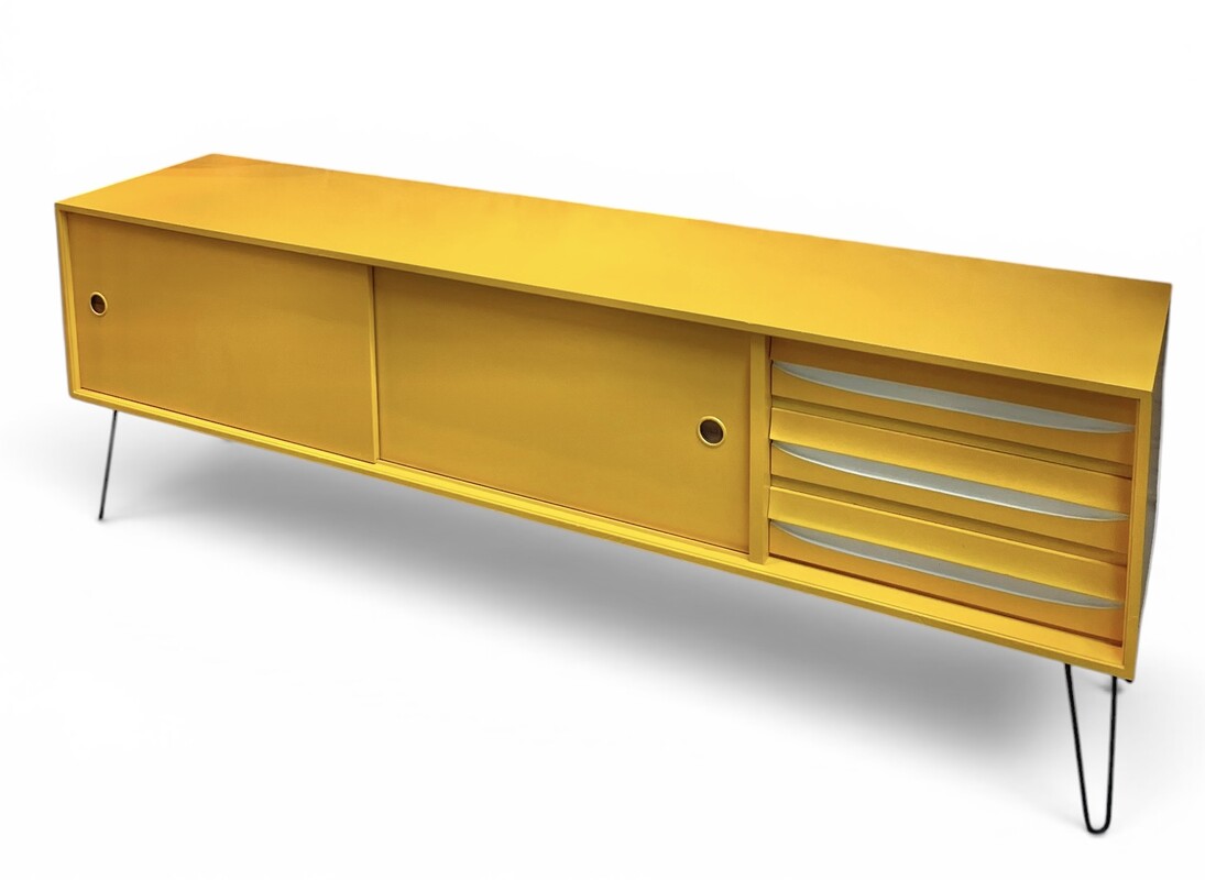 F 031 CY lacquered yellow sideboard