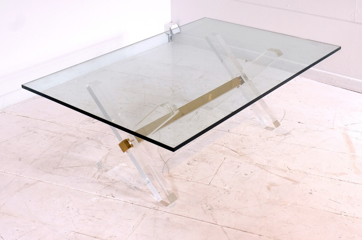F 037 JC Coffee table brass, lucite and glass in the manner of Jansen, France 1980