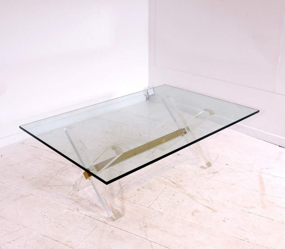 F 037 JC Coffee table brass, lucite and glass in the manner of Jansen, France 1980