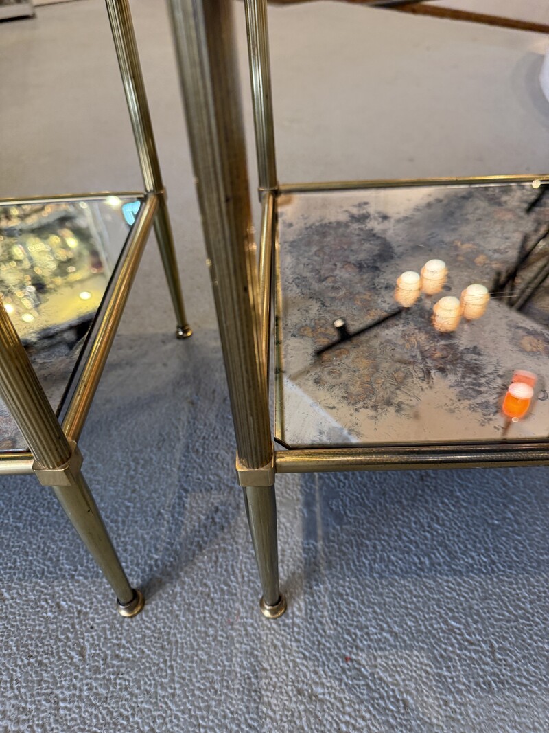F 047 AG pair of brass side table with oxyde mirror