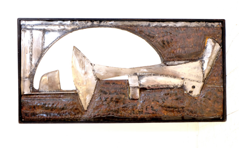 F 085 Apo Rare brutalist sculptural coffee table. Wrought iron signed by John Farnham USA 1964