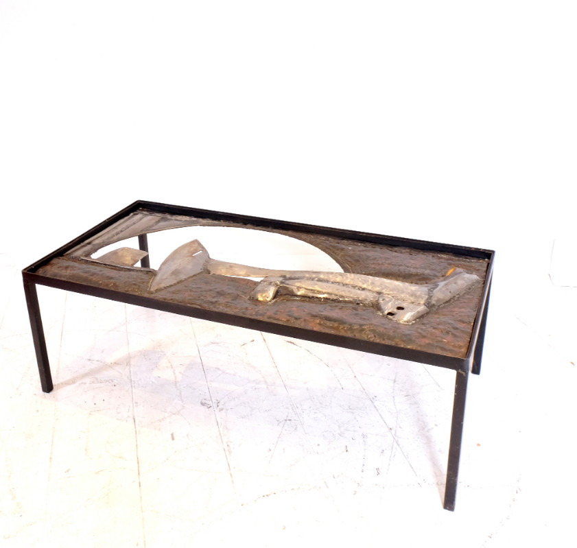 F 085 Apo Rare brutalist sculptural coffee table. Wrought iron signed by John Farnham USA 1964