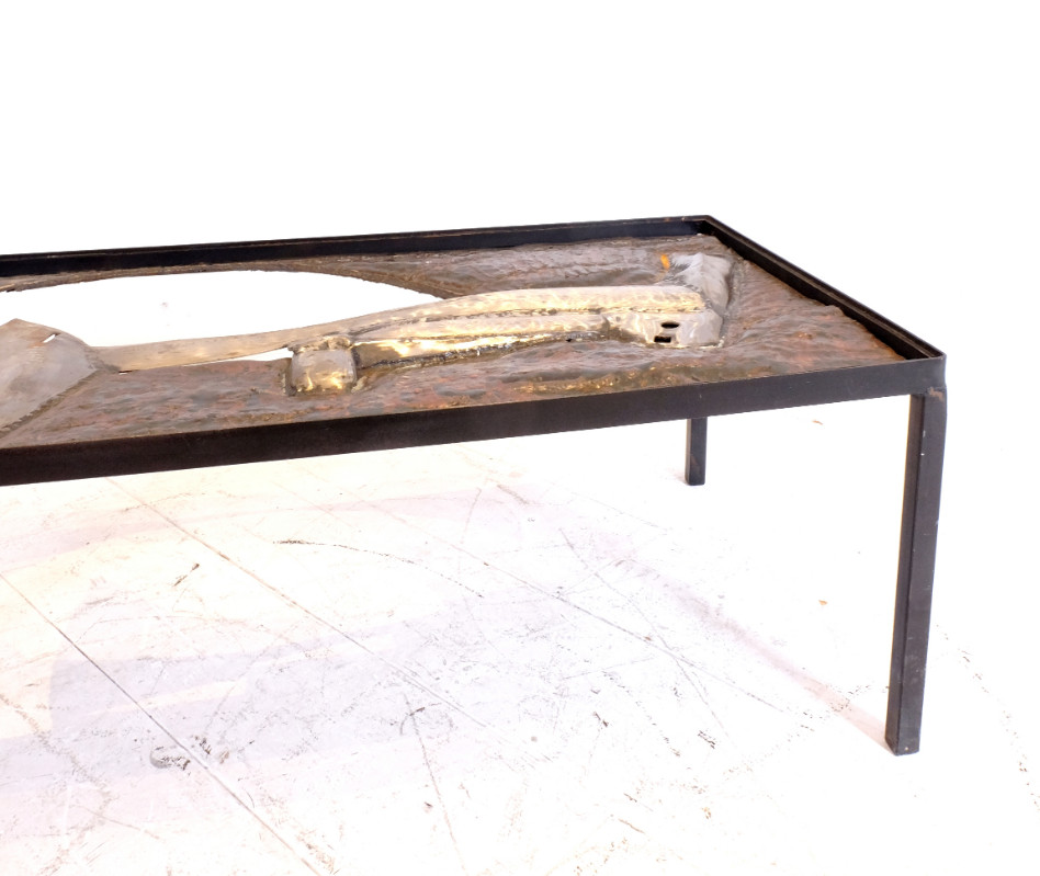 F 085 Apo Rare brutalist sculptural coffee table. Wrought iron signed by John Farnham USA 1964