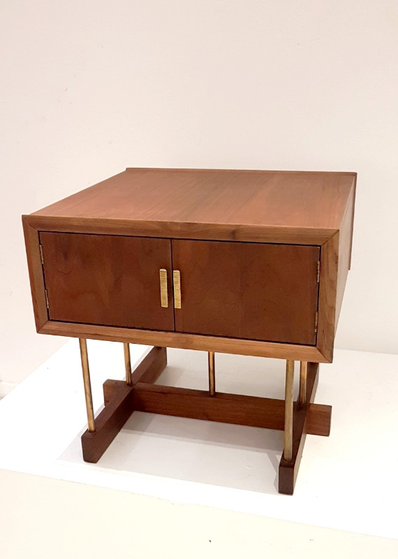 F 114 Apo Sofa end table by Russel Woodard. Wallnut andbrass. Usa 1950