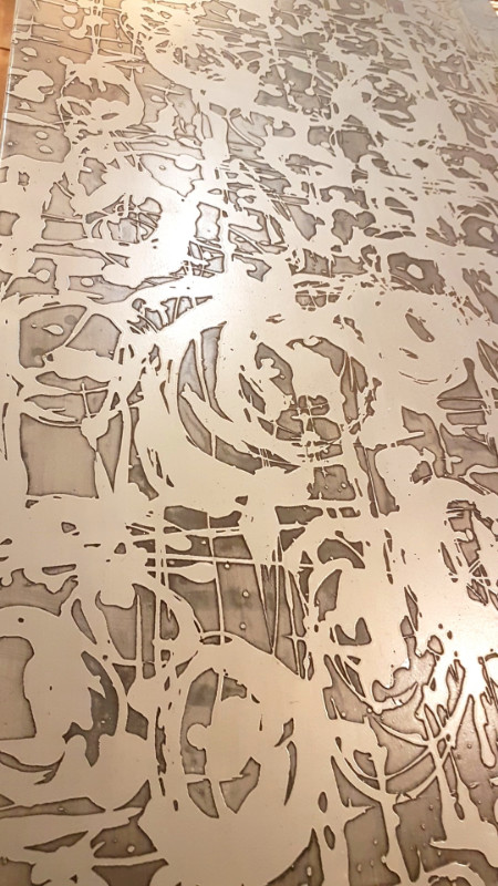 F 196 SC Coffee table in wood and engraved metal Ca 1970
