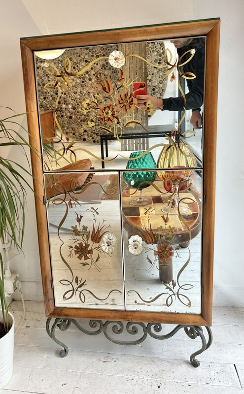 F 376 APO Mirror bar, 1940’s