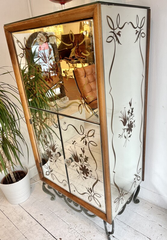 F 376 APO Mirror bar, 1940’s