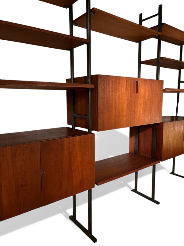 F 400 JC teak wall unit 