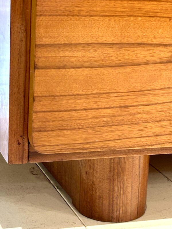F 401 AS Three-drawer chest of drawers, Maison De Coene Frères, model “ Therese Mubangu”, Zebrano and sycamore wood, Belgium 1952