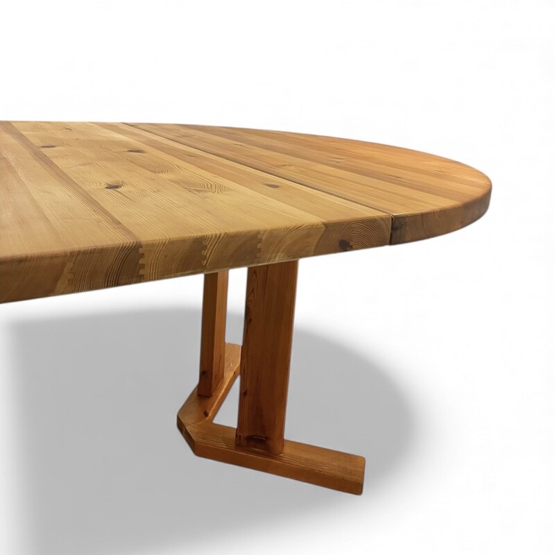 F 405 JD/RC round-ovale extendable pine dining table by Rainer Daumiller, 1970’s