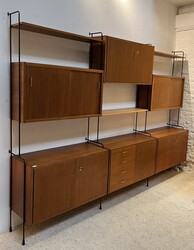 F 408 CY wall unit by Omnia