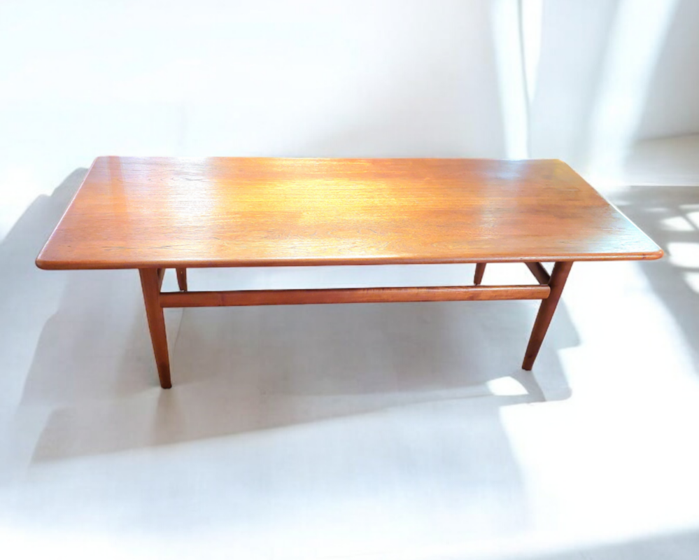 F 408 JC Teak Scandinavian coffee table 1960s 