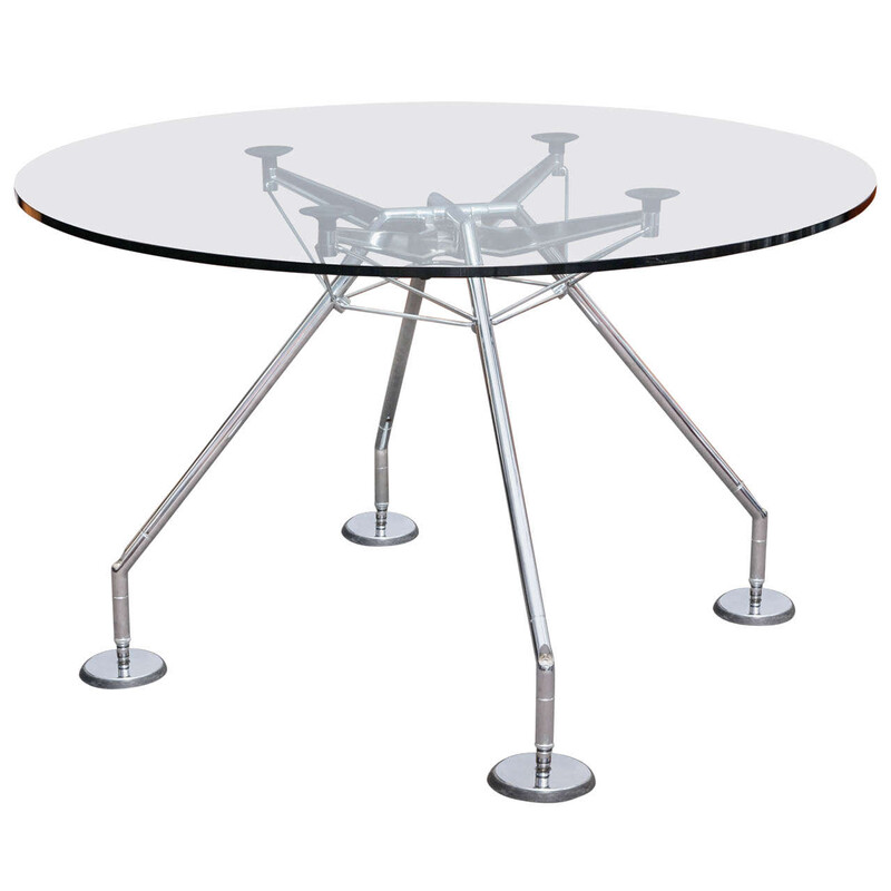 F 412 APO round Nomos table by Norman Foster 