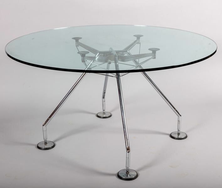 F 412 APO round Nomos table by Norman Foster 