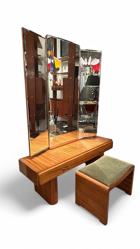 F 412 AS Psyche and his pouf De Coene Frères 1952, Zebrano wood