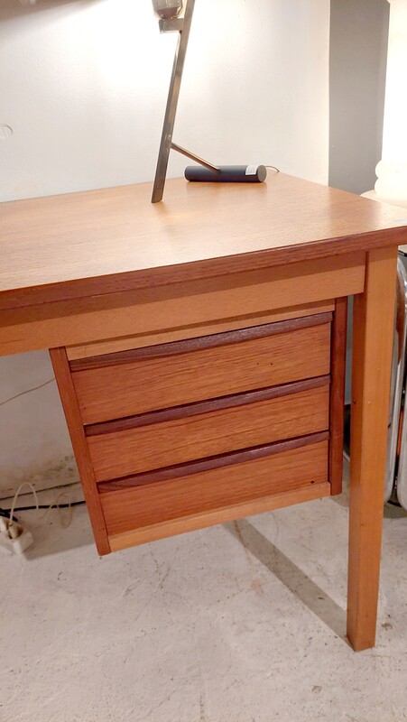 F 412 JC Teak writng desk with sliding drawer case Scandinavia 1960s