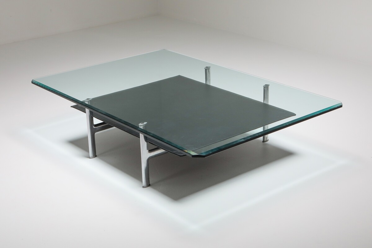 F 414 AS B&B Italia coffee table, model « Diesis »