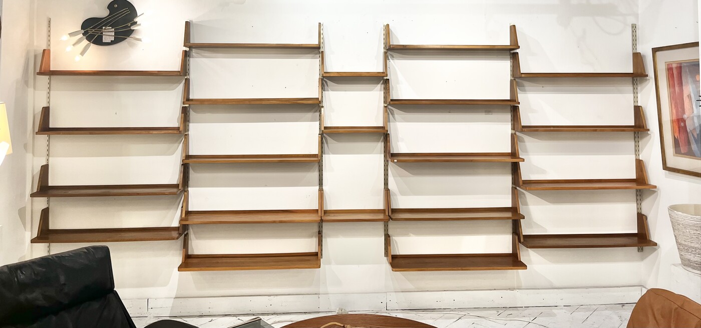 F 417 JD/RC adjustable wall unit system, 1950’s