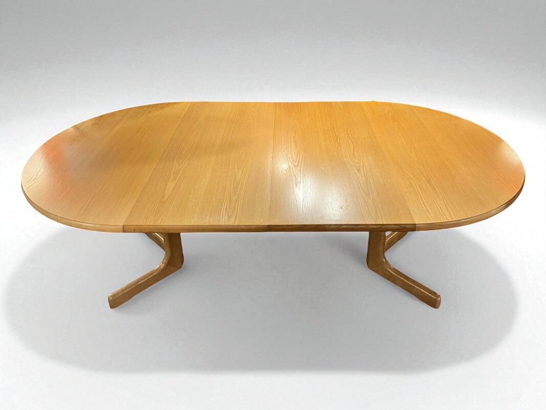 F 419 JC round - ovale extendable dining table, light oak