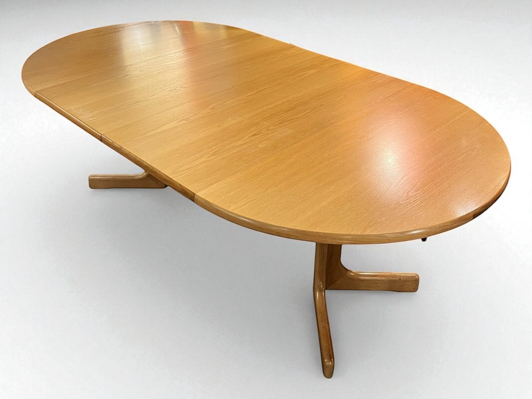 F 419 JC round - ovale extendable dining table, light oak