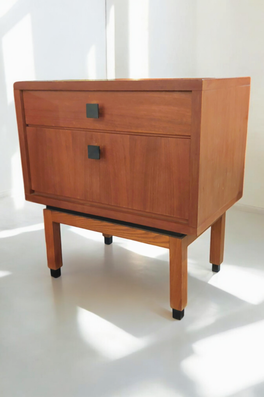 F 421 JC Pair vintage teak bedside tables, 1960s 