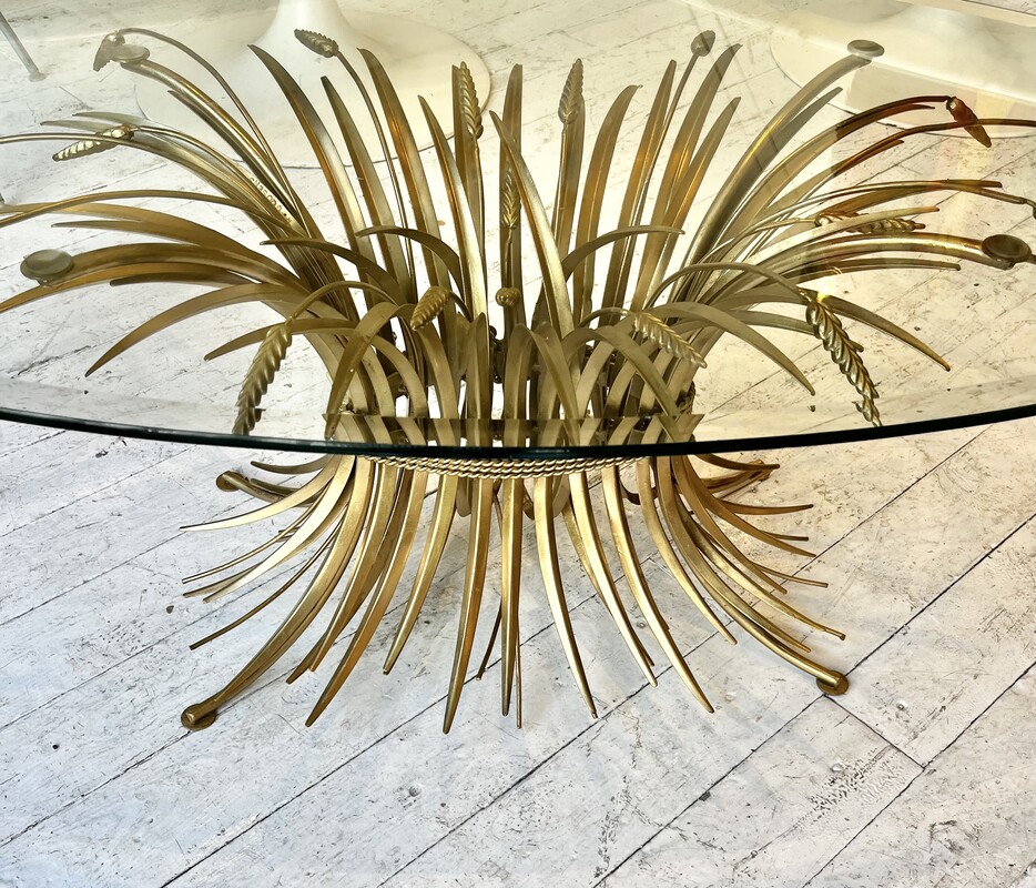 F 425 APO ovale coffee table by Robert Goossens 