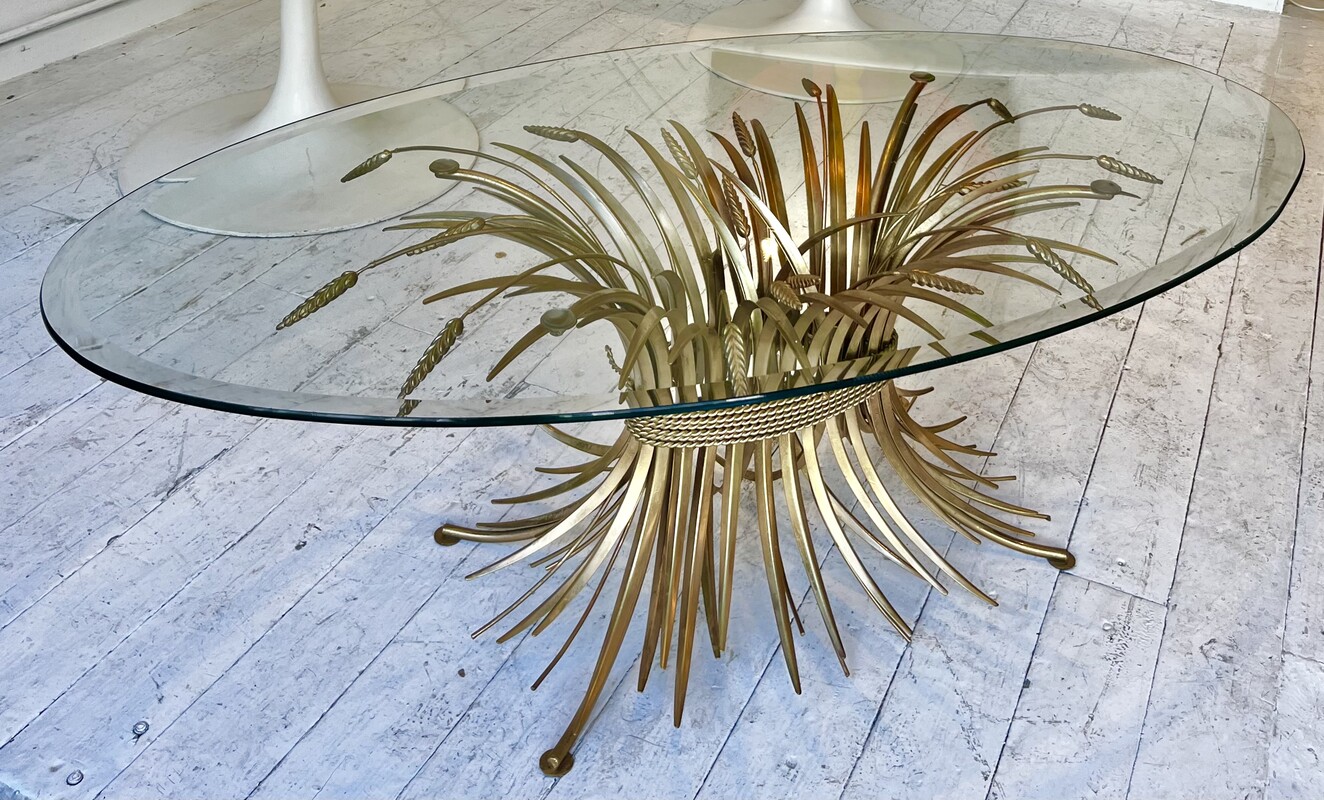 F 425 APO ovale coffee table by Robert Goossens 