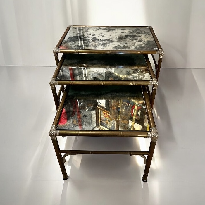 F 429 RR set of 3 nesting tables