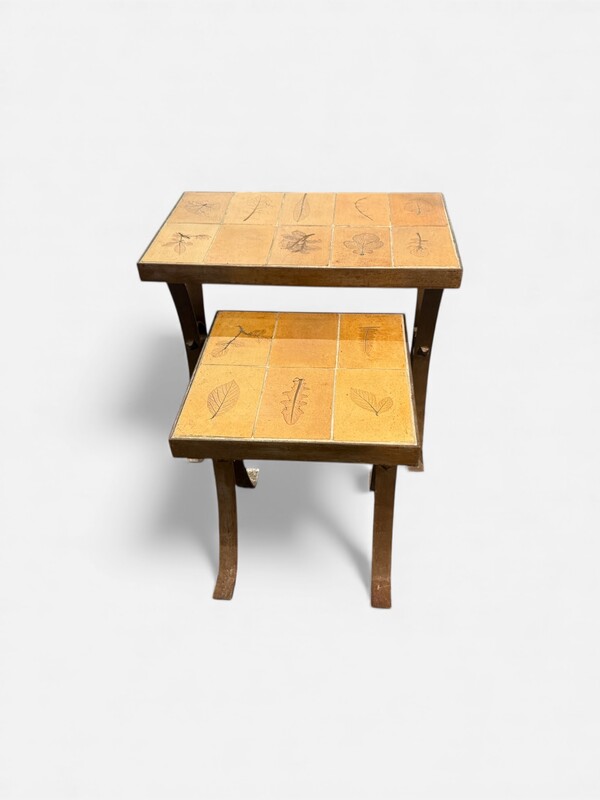 F 431 AG pair side tables by Roger Capron 