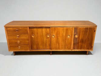 F 431 CK sideboard by William Watting 