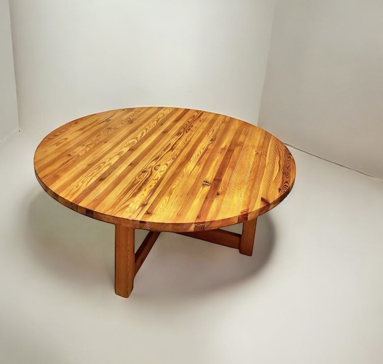 F 431 DAN round pine coffee table 