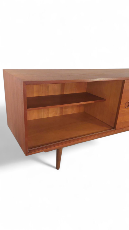 F 432 JC Scandinavian Teak lowboard 1960s 