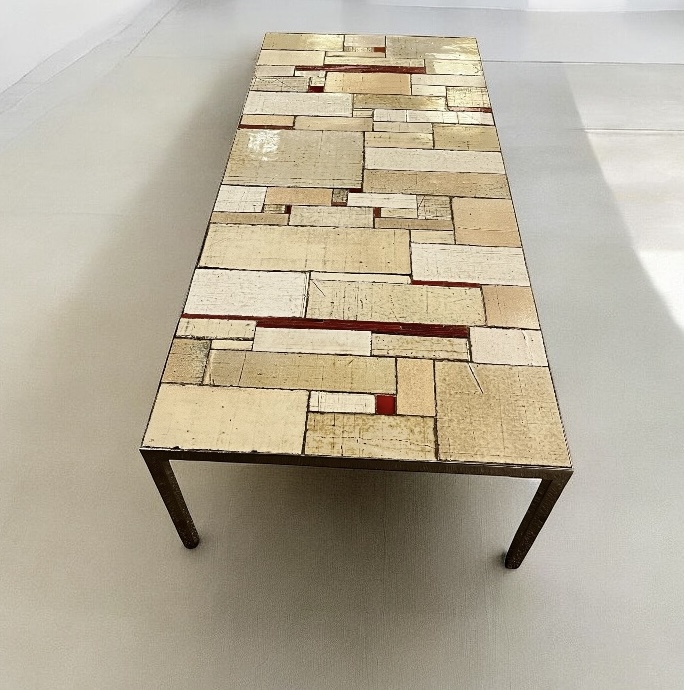 F 434 MH ceramic and chrome base coffee table by Pia Manu 