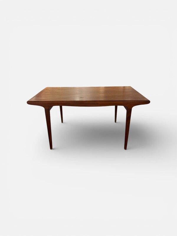 F 438 AG Dining table teak with 2 extensions by KNUD NIELSEN