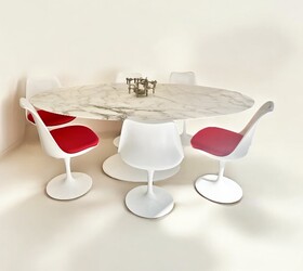 F 443 AV/AG ovale dining table by Eero Saarinen edited by Knoll