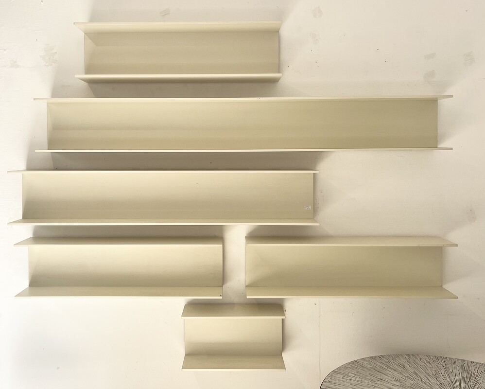 F 444 SC set of 6 white shelves by Whilelm Renz 