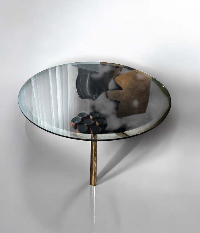 F 448 YD round tripod table, 1970’s