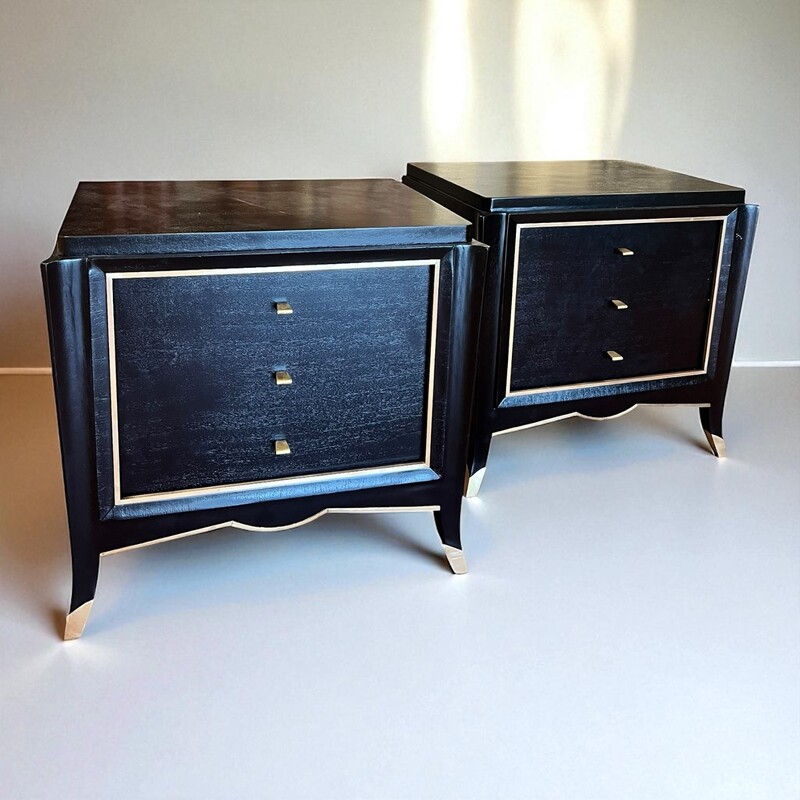 F 450 YD pair of neoclassical night stands by De Coene, circa 1940