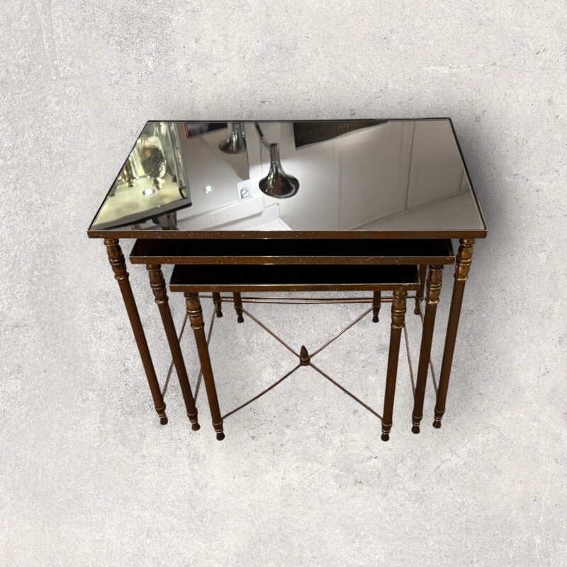 F 454 AG Set of 3 Side Table gigogne brass and  mirror 1970’s